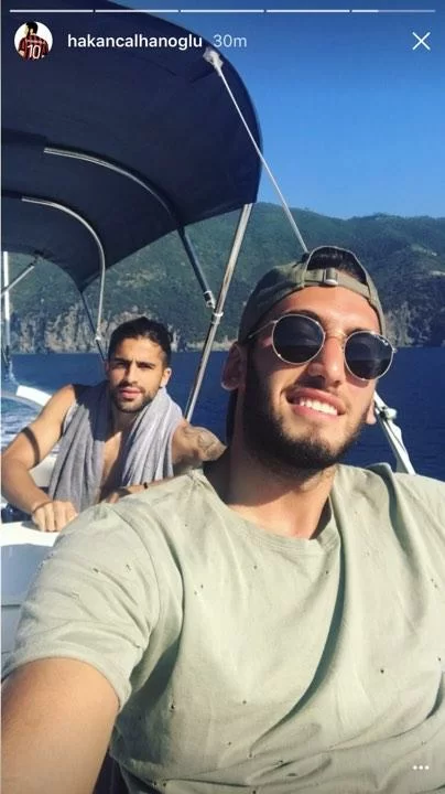 Instagram, Calhanoglu e Ricardo Rodríguez insieme nel giorno libero concesso da Montella