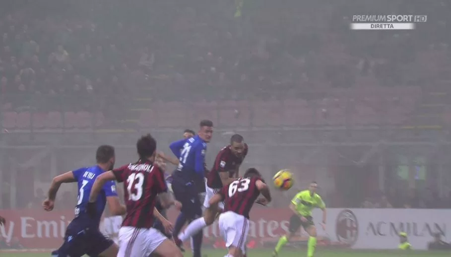 Dubbi sul gol del vantaggio del Milan: Cutrone l’ha messa dentro col braccio