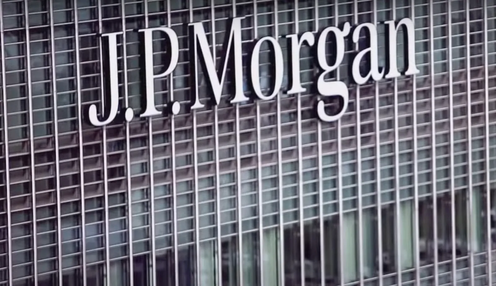 Ufficiale – J.P. Morgan finanzierà la Super League