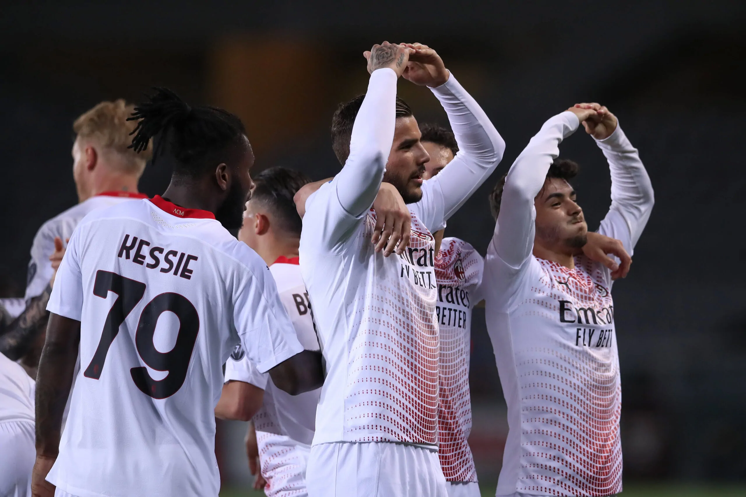 Offerta del PSG per il difensore del Milan