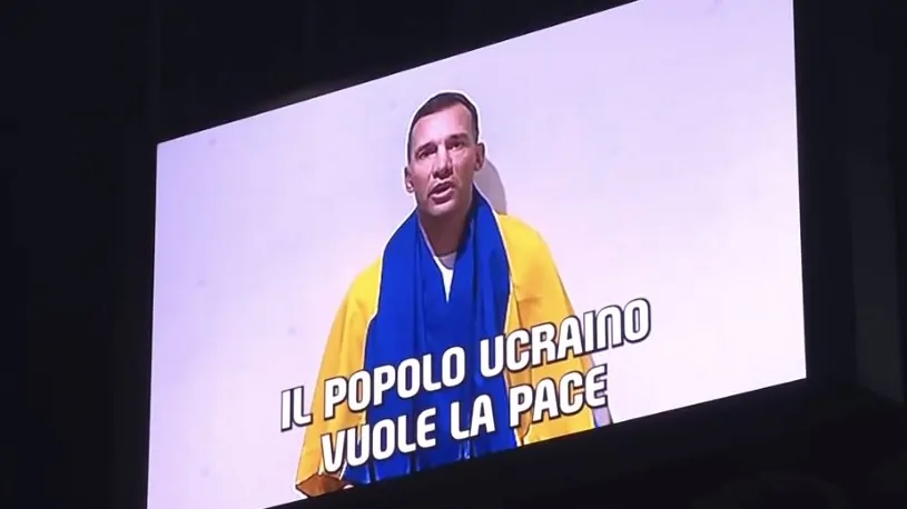 L’appello di Shevchenko: “Cari amici italiani, da San Siro vi chiedo di far sentire il vostro sostegno per la pace in Ucraina”￼