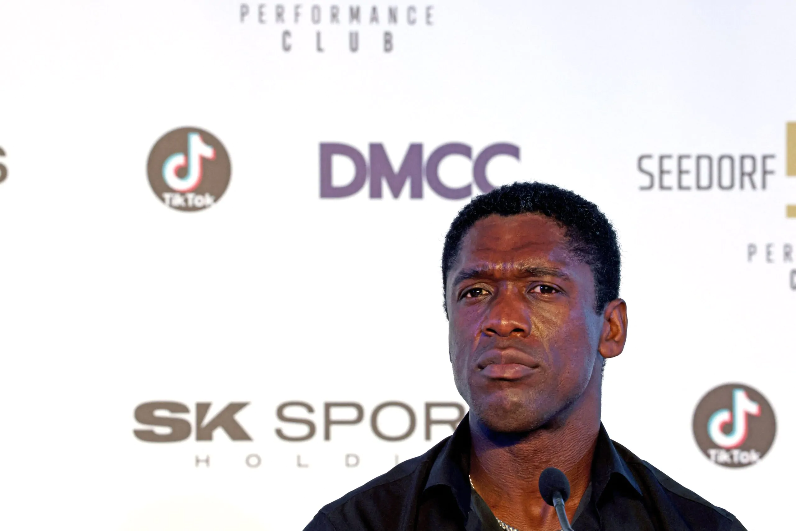 Seedorf attacca la Serie A: lo ha detto sul razzismo