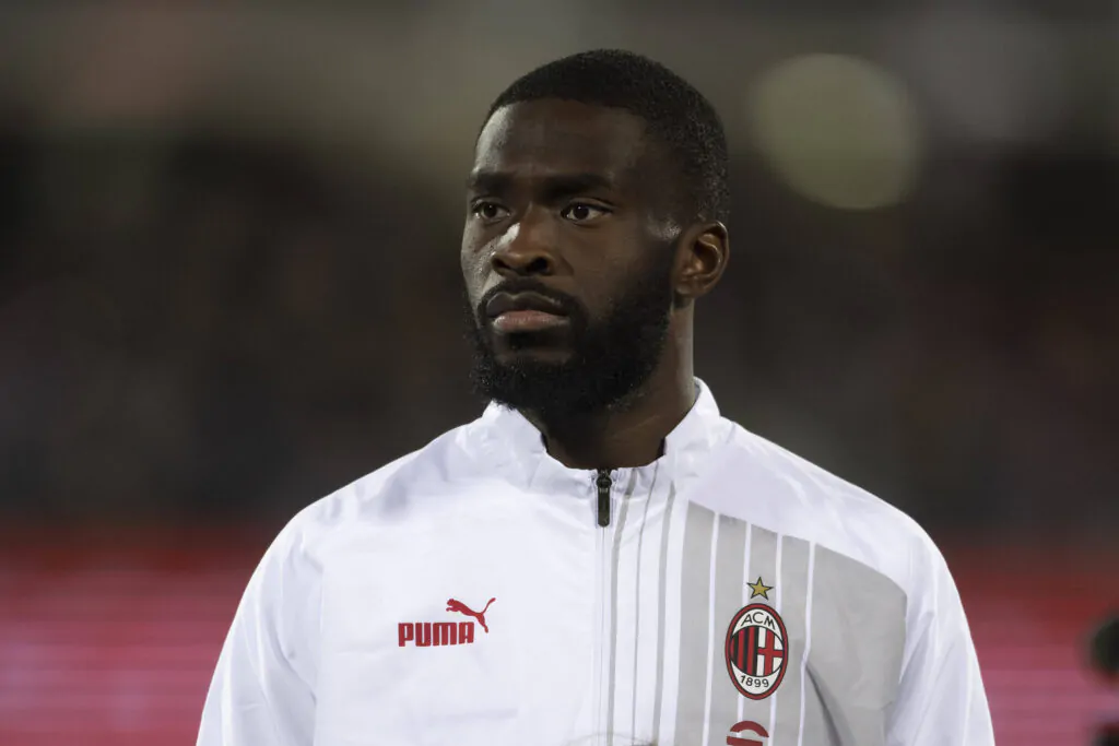 Tomori in campo per Fiorentina-Milan