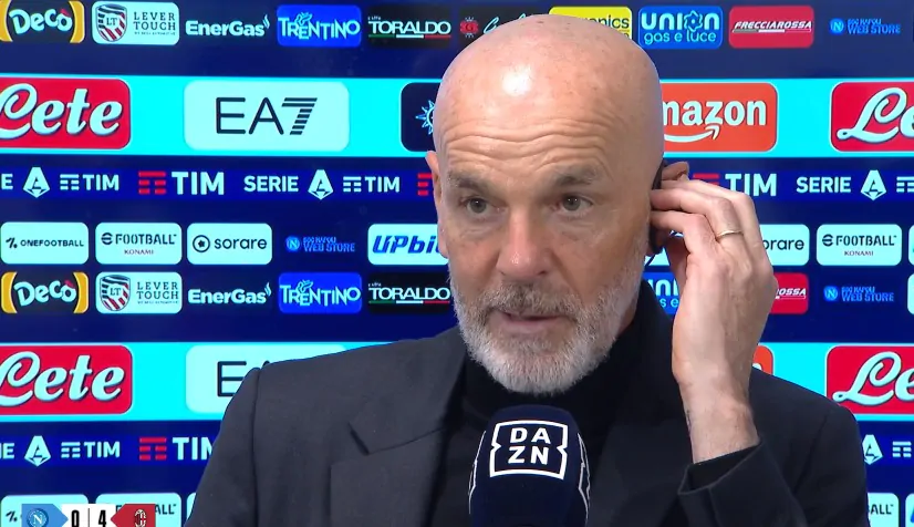 Pioli durante il post-partita di Napoli-Milan