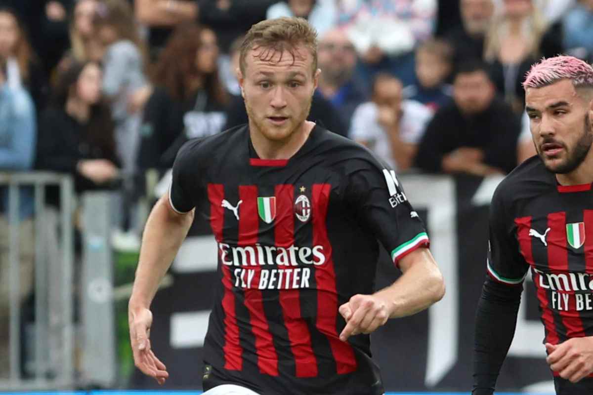 Pobega resta al Milan