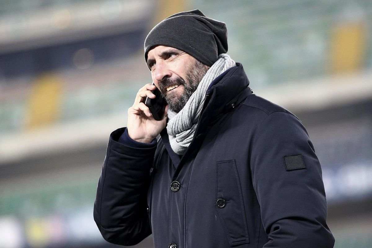 Milan, Monchi beffa i rossoneri sul mercato