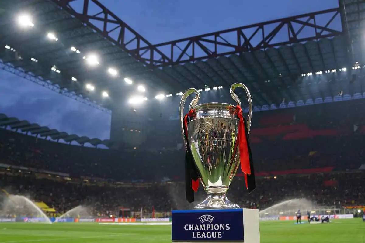 Cambia il format della Champions League