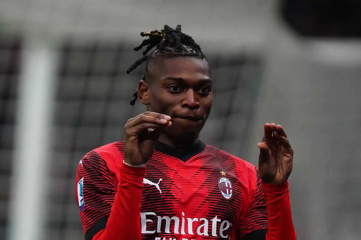 Leao incanta San Siro: paragone a sorpresa con Mbappe e Vinicius