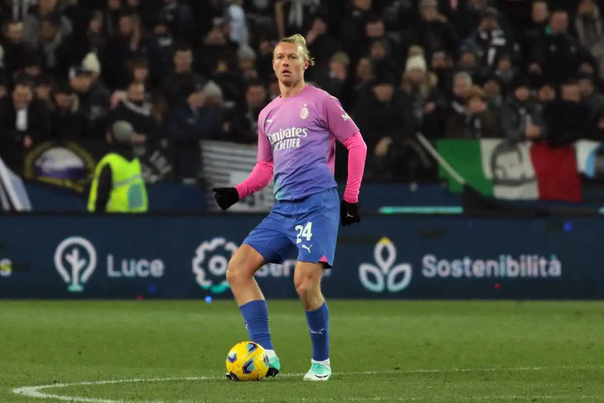 Kjaer saluta il Milan