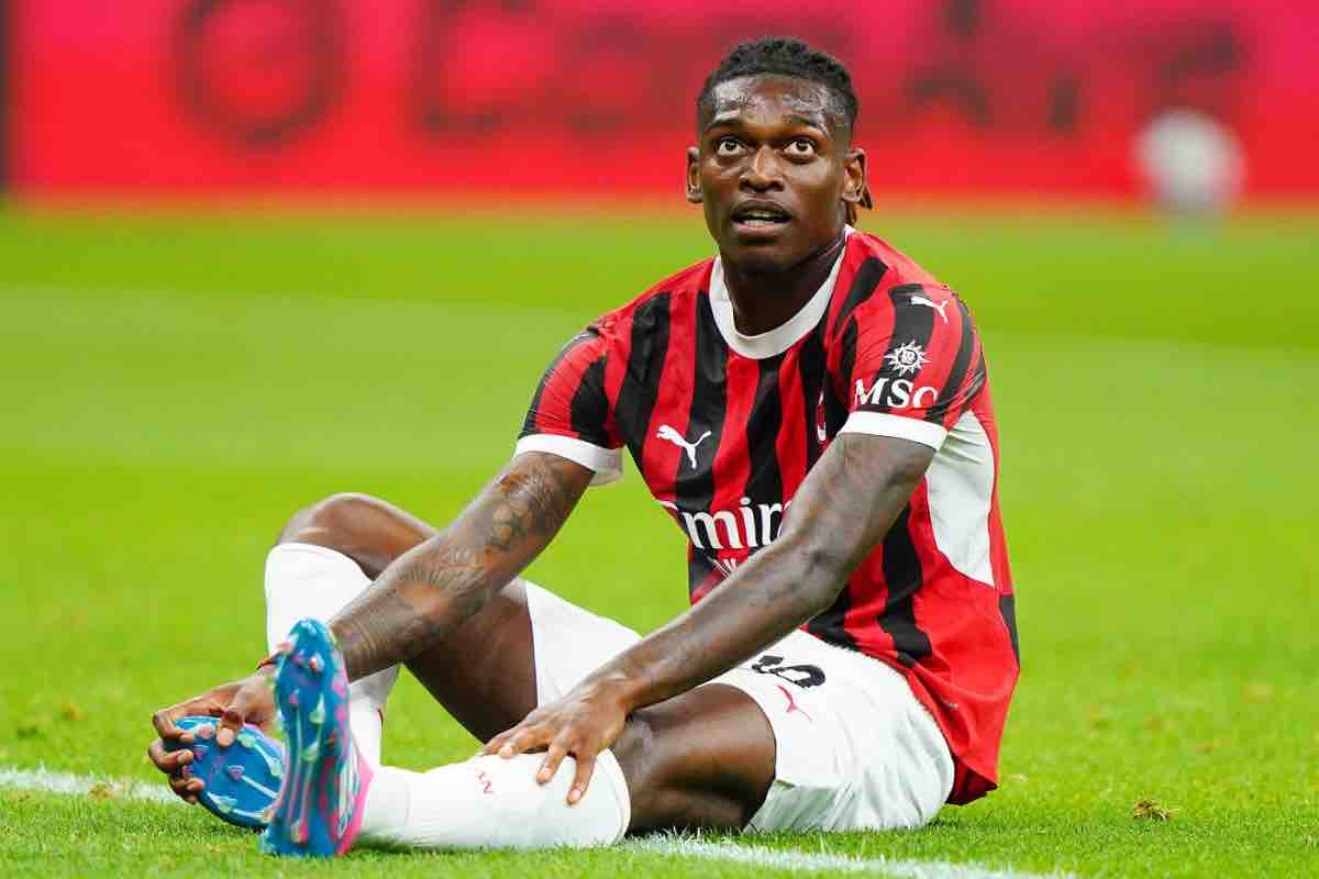 News Milan, l'ex rossonero durissimo su Leao: le sue parole spiazzano tutti