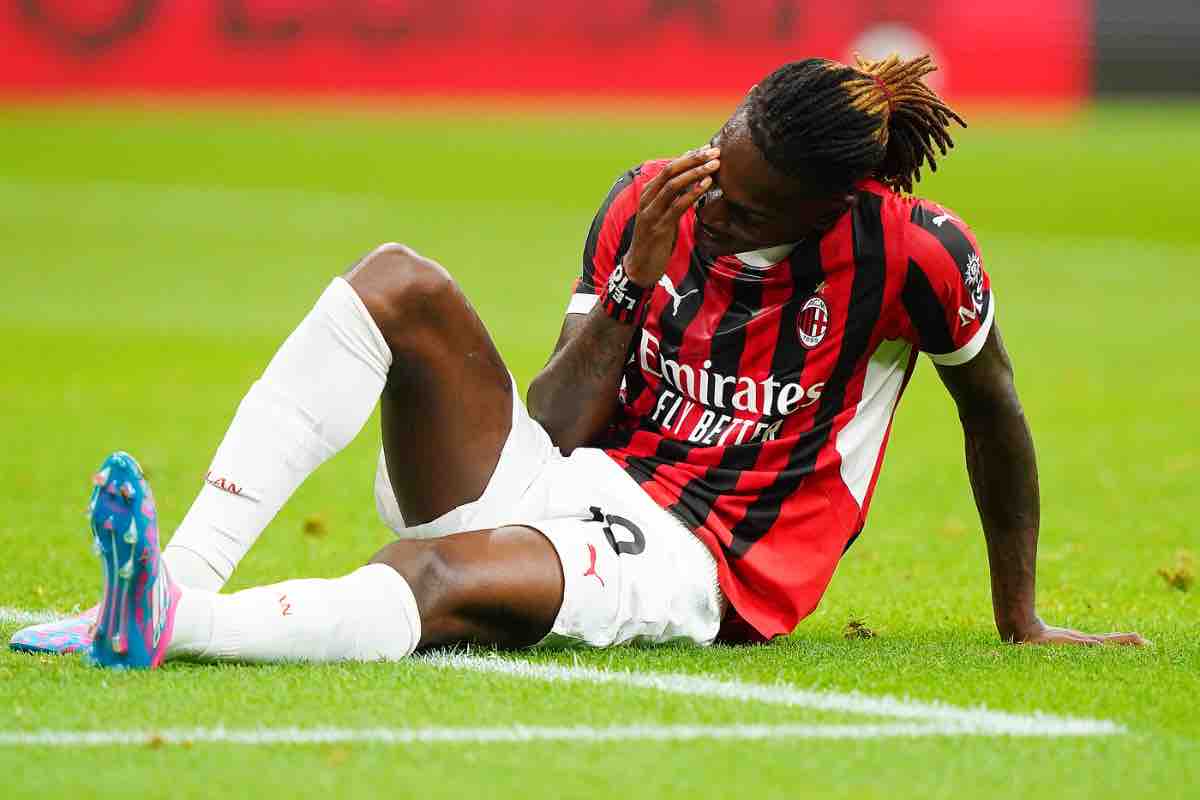 News Milan, l'ex rossonero durissimo su Leao: le sue parole spiazzano tutti