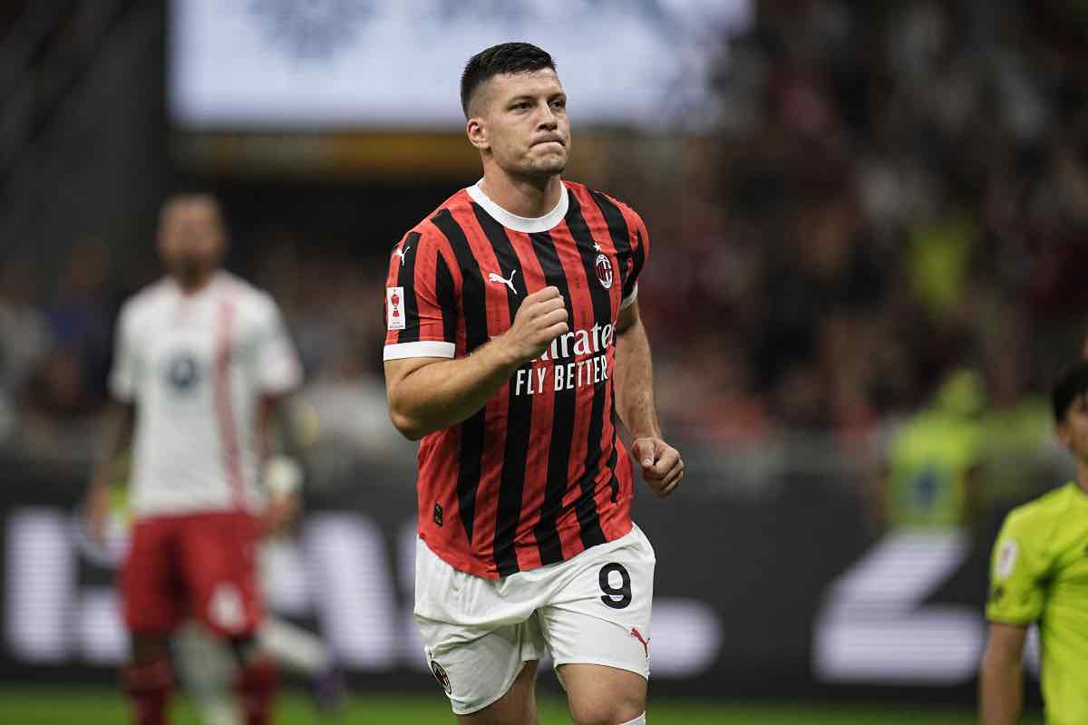 Jovic saluta il Milan 