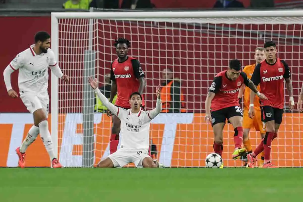 Moviola Bayer Leverkusen Milan