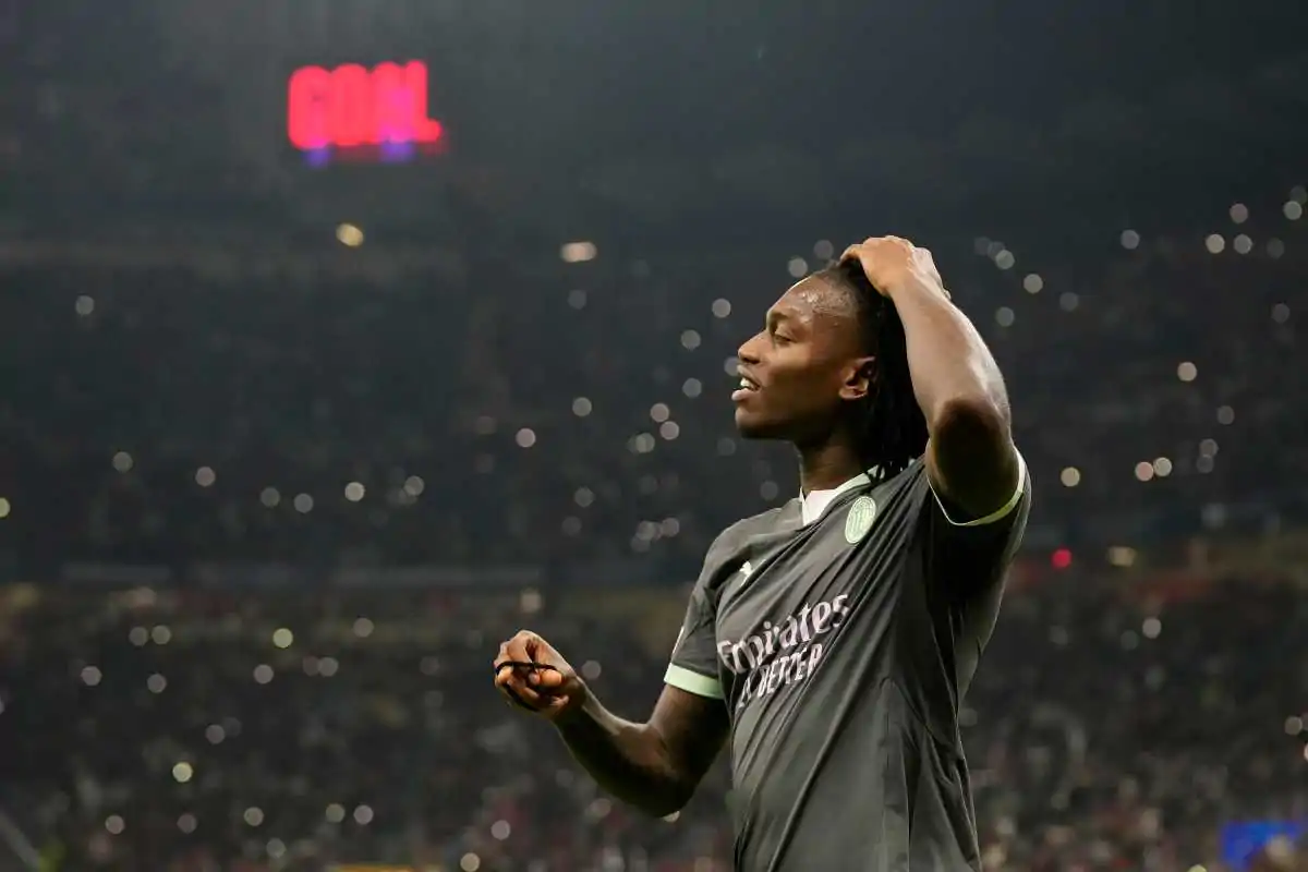 Leao in campo a San Siro