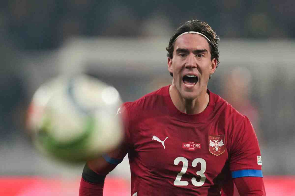 Nuovo infortunio per Vlahovic