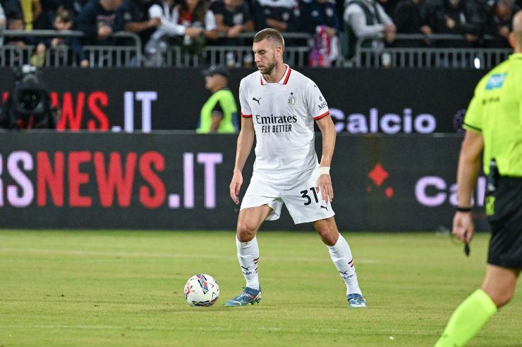 Pavlovic in campo con il Milan